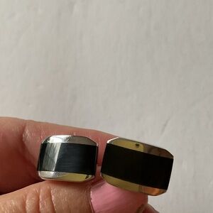 RT ROBERT TATEOSSIAN MENS CUFFLINKS SILVER AND BLACK NWOT